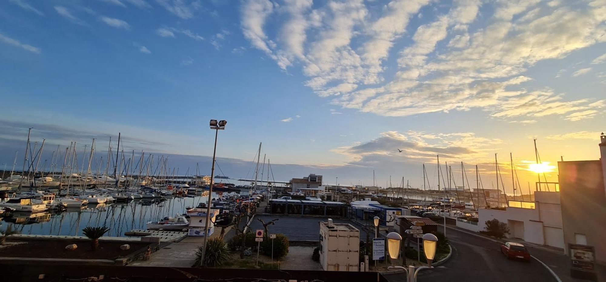 Residence De Standing La Pecherie Spacieux T3 Comme Un Cocon Familial Vue Mer Et Sur L'Avant Port Sur Le Bout Du Bout De Cap D'Agde Seule Cap En Occitanie Buitenkant foto