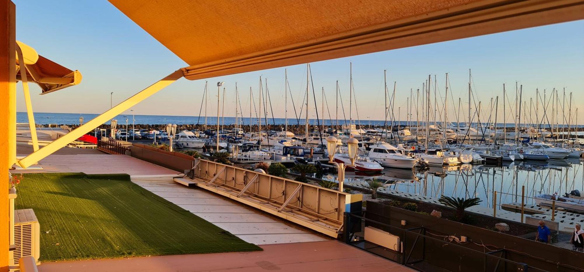 Residence De Standing La Pecherie Spacieux T3 Comme Un Cocon Familial Vue Mer Et Sur L'Avant Port Sur Le Bout Du Bout De Cap D'Agde Seule Cap En Occitanie Buitenkant foto