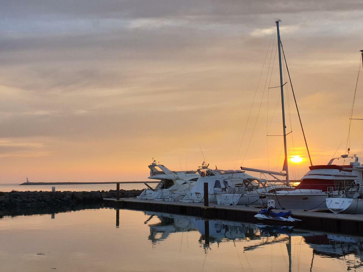 Residence De Standing La Pecherie Spacieux T3 Comme Un Cocon Familial Vue Mer Et Sur L'Avant Port Sur Le Bout Du Bout De Cap D'Agde Seule Cap En Occitanie Buitenkant foto
